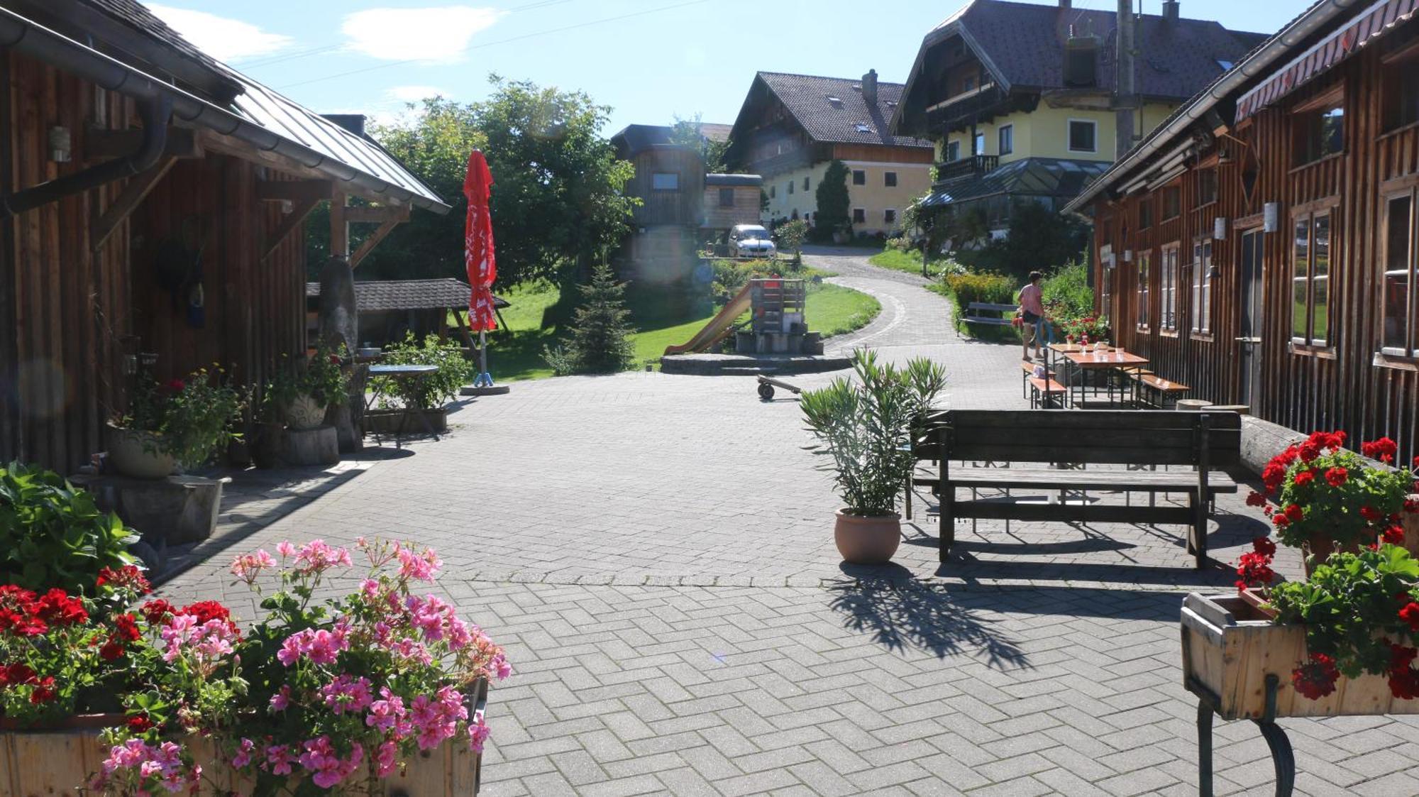 Bio Archehof Zachhiesen - Stay & Relax Зикирхен-ам-Валерзи Екстериор снимка